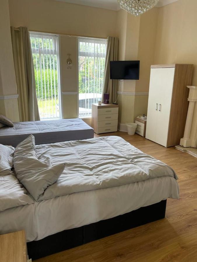 Park View Hotel And Guest House St Helens  外观 照片