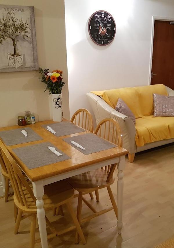 Park View Hotel And Guest House St Helens  外观 照片