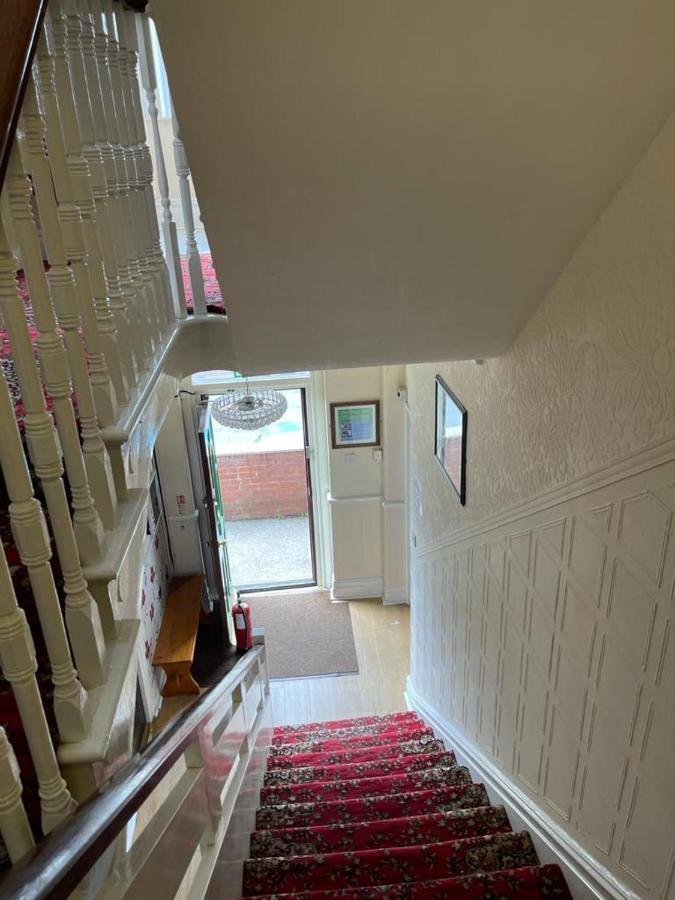 Park View Hotel And Guest House St Helens  外观 照片