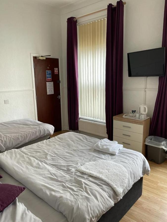 Park View Hotel And Guest House St Helens  外观 照片